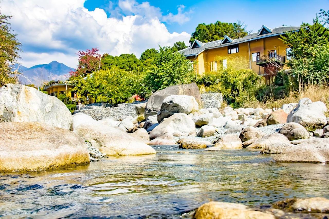 Prakriti Aalay - Riverside Mountain View Boutique Eco Resort Дармсала Экстерьер фото
